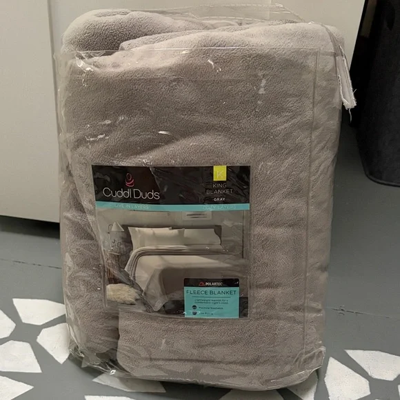 Cuddl Duds Soft Gray Fleece Blanket King - Picture 2 of 6